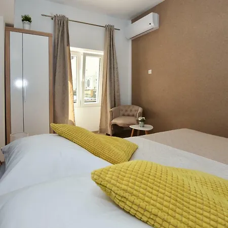 Patricija ゲストハウス 3*